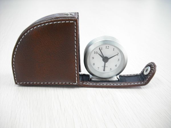 foldable leather alarm clock ET9623